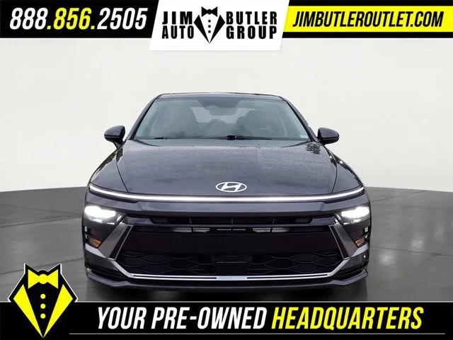 Used 2024  Hyundai SEL image 17