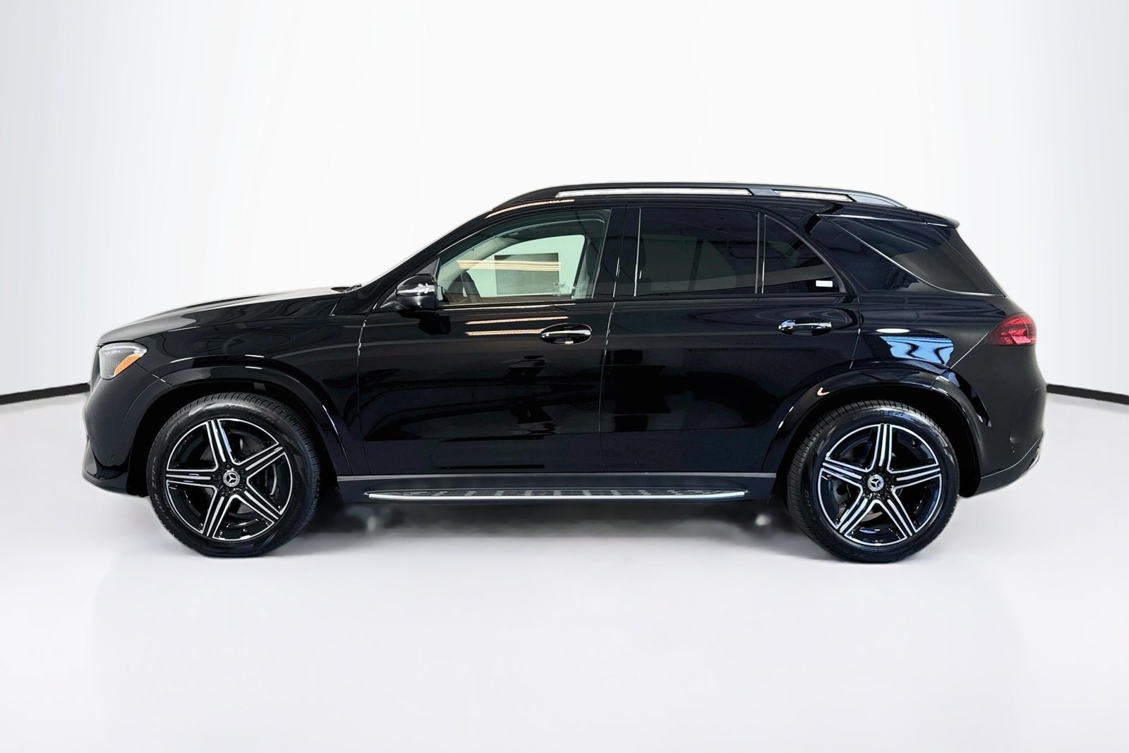 New 2026 Black Mercedes-Benz GLE 450 image 8