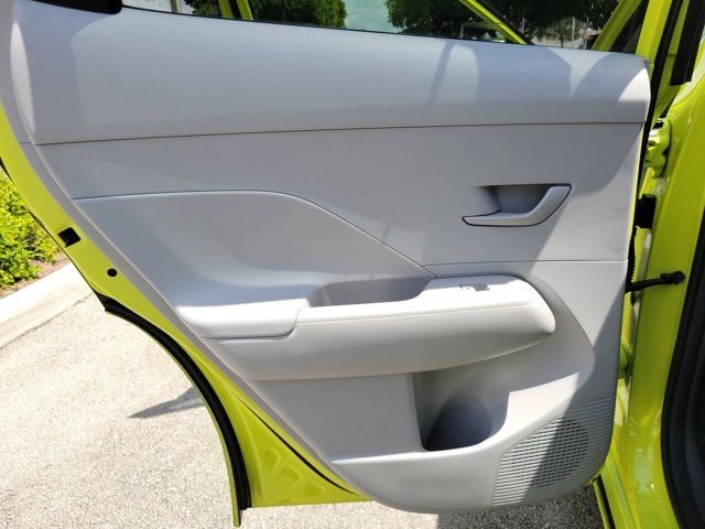 2024 Hyundai Kona EV SEL - Photo 8