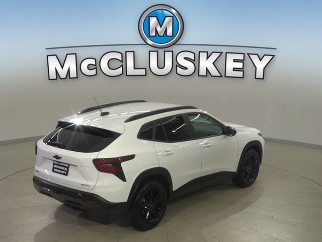 Certified Used 2024 Summit White Chevrolet ACTIV image 29