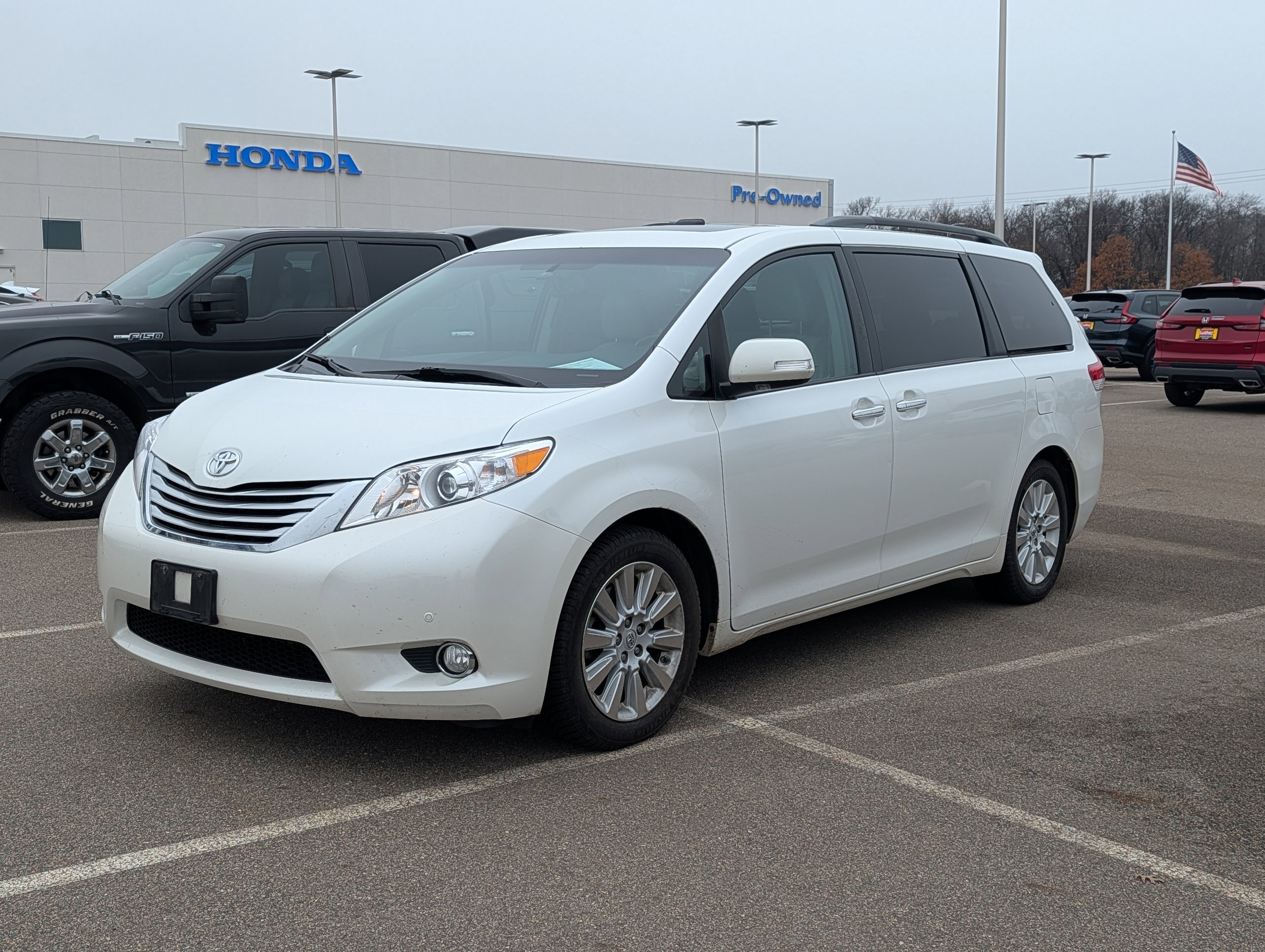 Used 2013 Toyota Sienna Limited with VIN 5TDYK3DC4DS310190 for sale in Waite Park, Minnesota