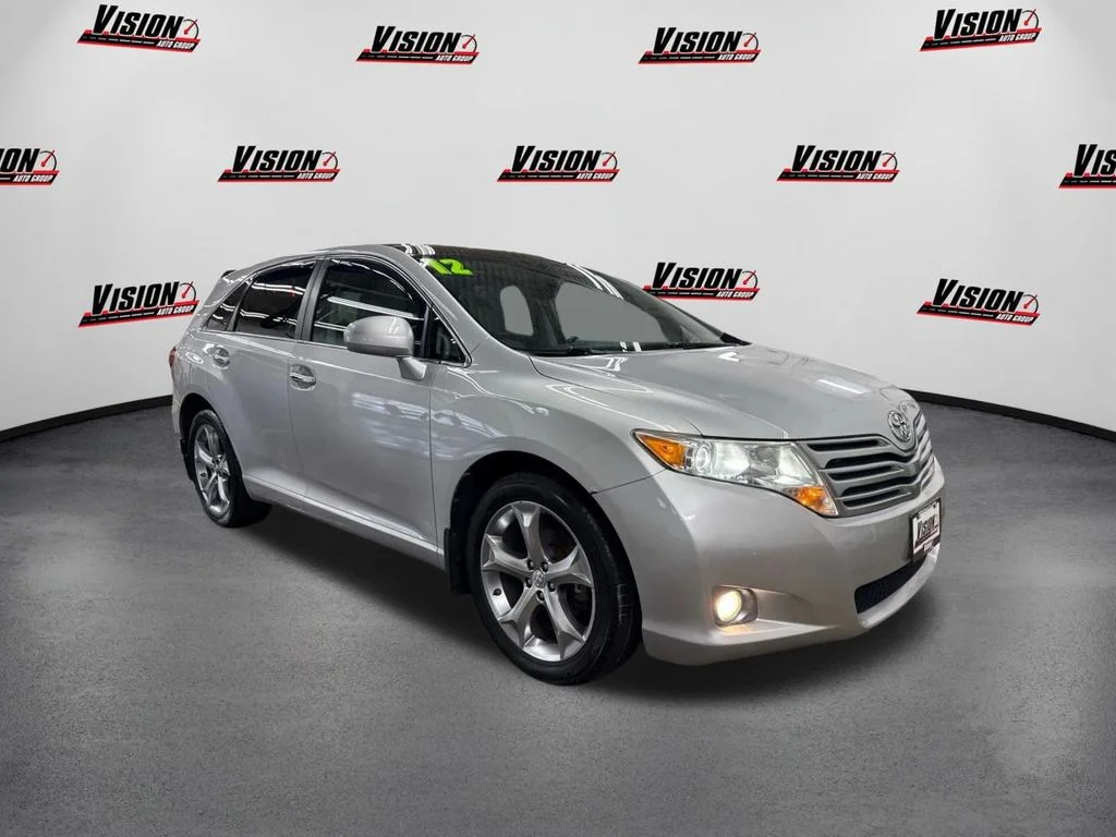 Used 2012 Silver Toyota Limited image 3