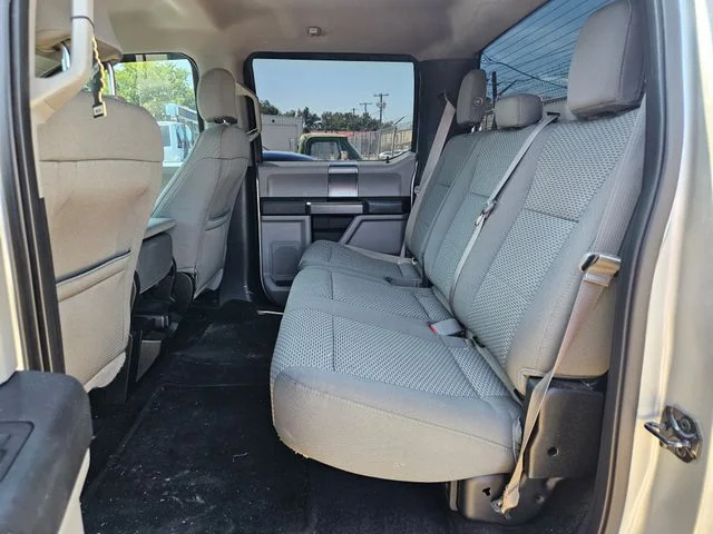 Used 2016 Ingot Silver Ford XLT image 5