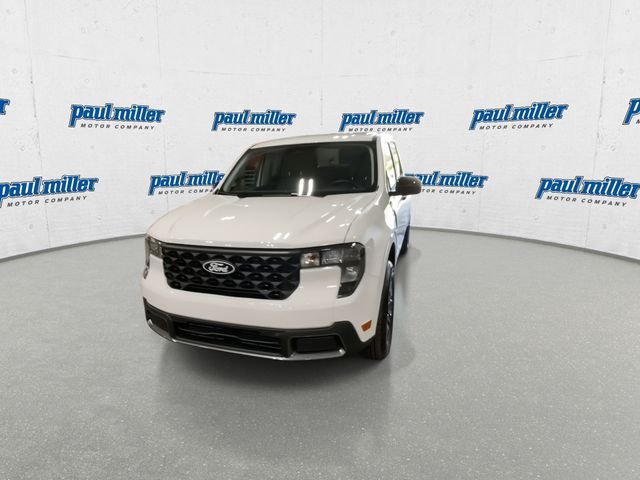 Used 2025 Oxford White Ford XLT image 4