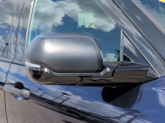 Used 2022  Toyota SR5 image 10
