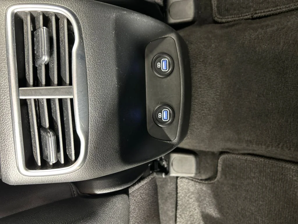 Used 2021 Gray Hyundai SEL image 18