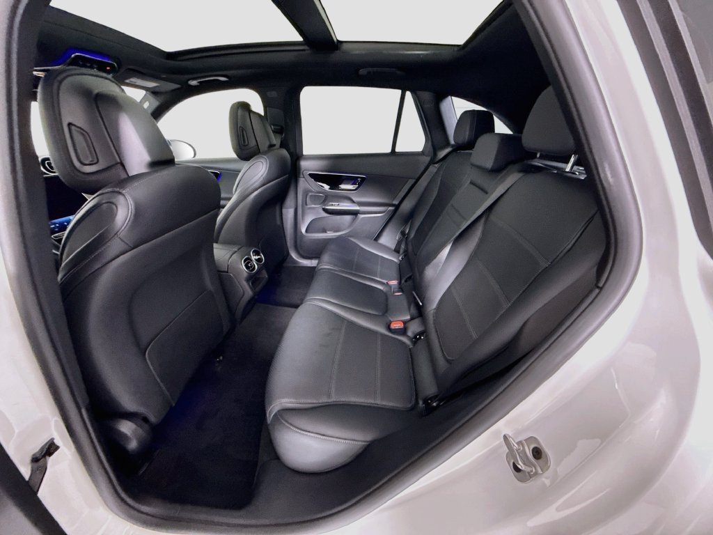Certified Used 2026 Polar White Mercedes-Benz GLC 300 image 21