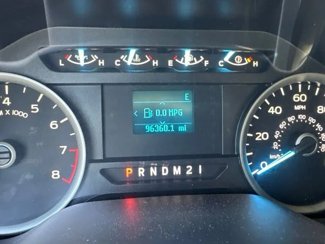 Used 2019 Oxford White Ford XLT image 12