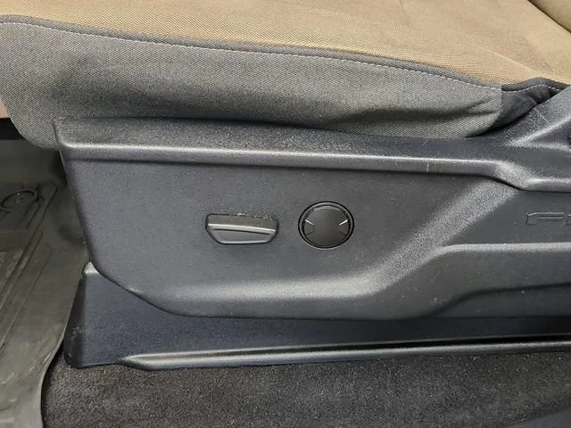 Used 2023 Avalanche Ford XL image 18