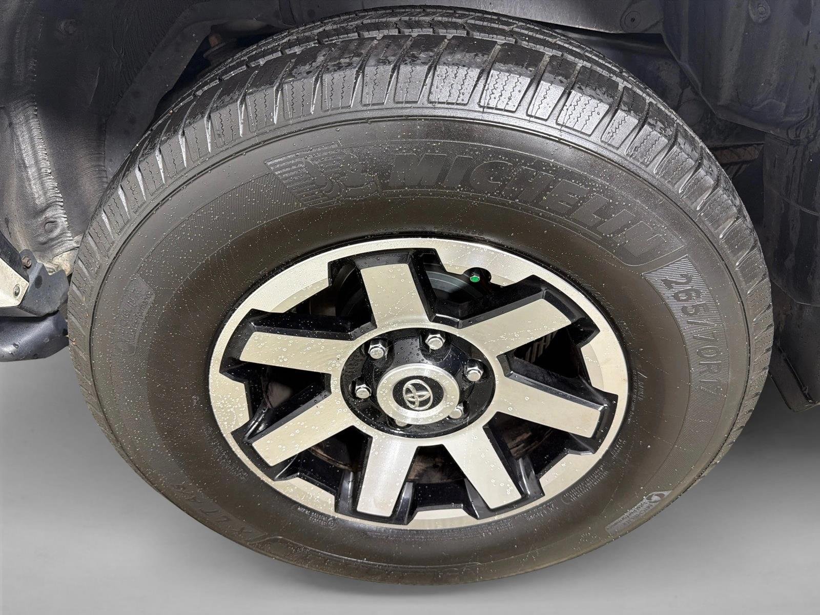 Used 2020 Super White Toyota TRD Off Road Premium image 21