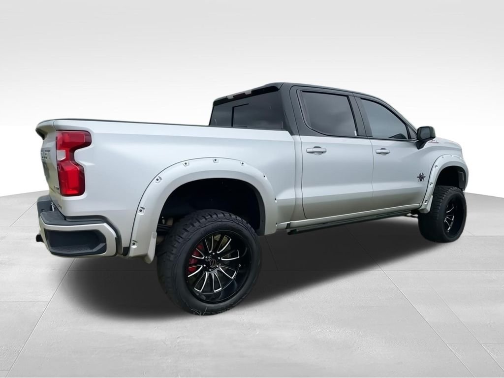 Used 2020 Silver Chevrolet RST image 8