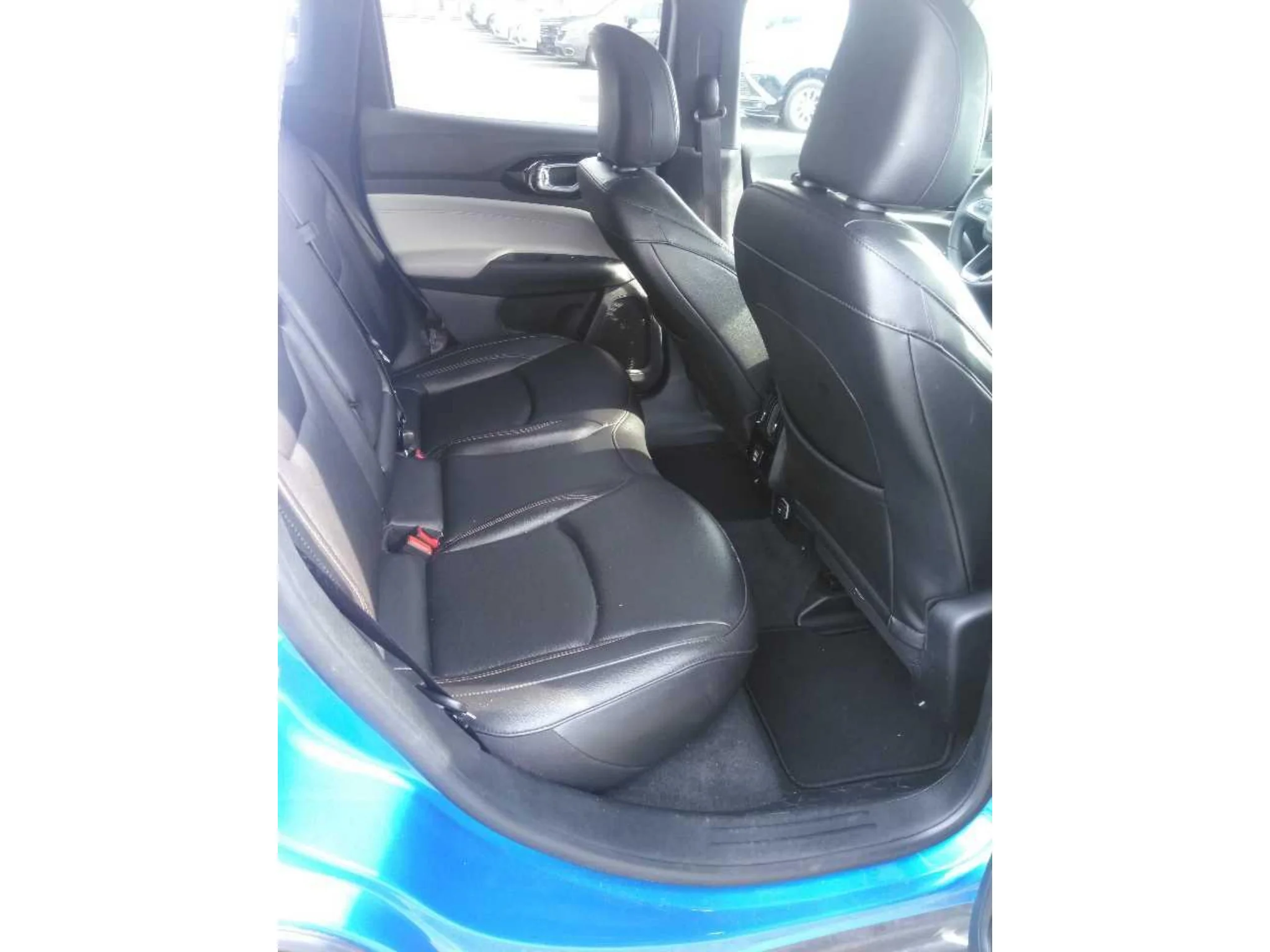 Used 2024 Blue Jeep Limited image 10