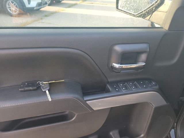 Used 2016 Black Chevrolet LT image 14