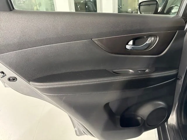 Used 2019 Gray Nissan SV image 17