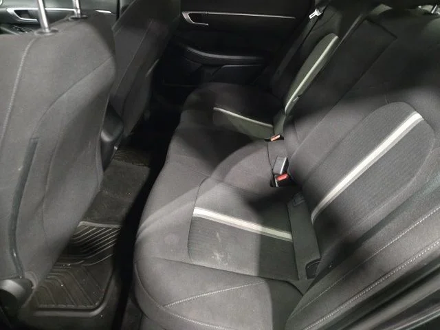 Used 2021 Gray Hyundai SEL image 12