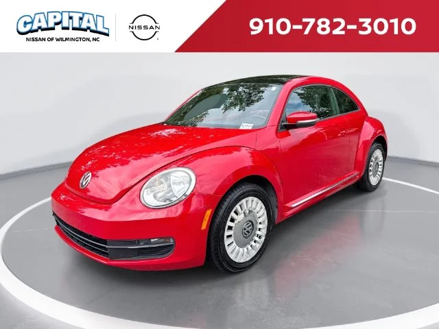 Used 2013 Red Volkswagen 2.5L image 1