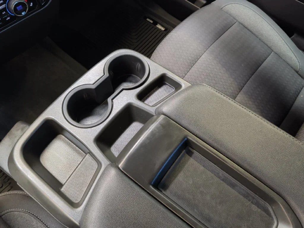 Used 2023 STERLING GRAY METALLIC Chevrolet LT image 24