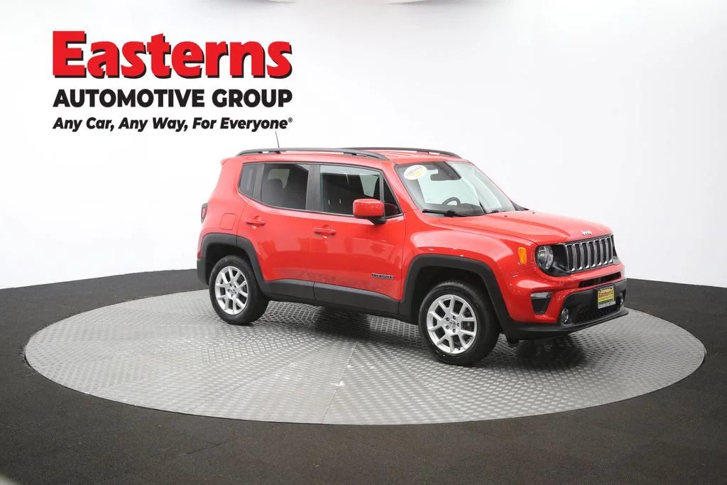 Used 2021 Red Jeep Latitude image 49