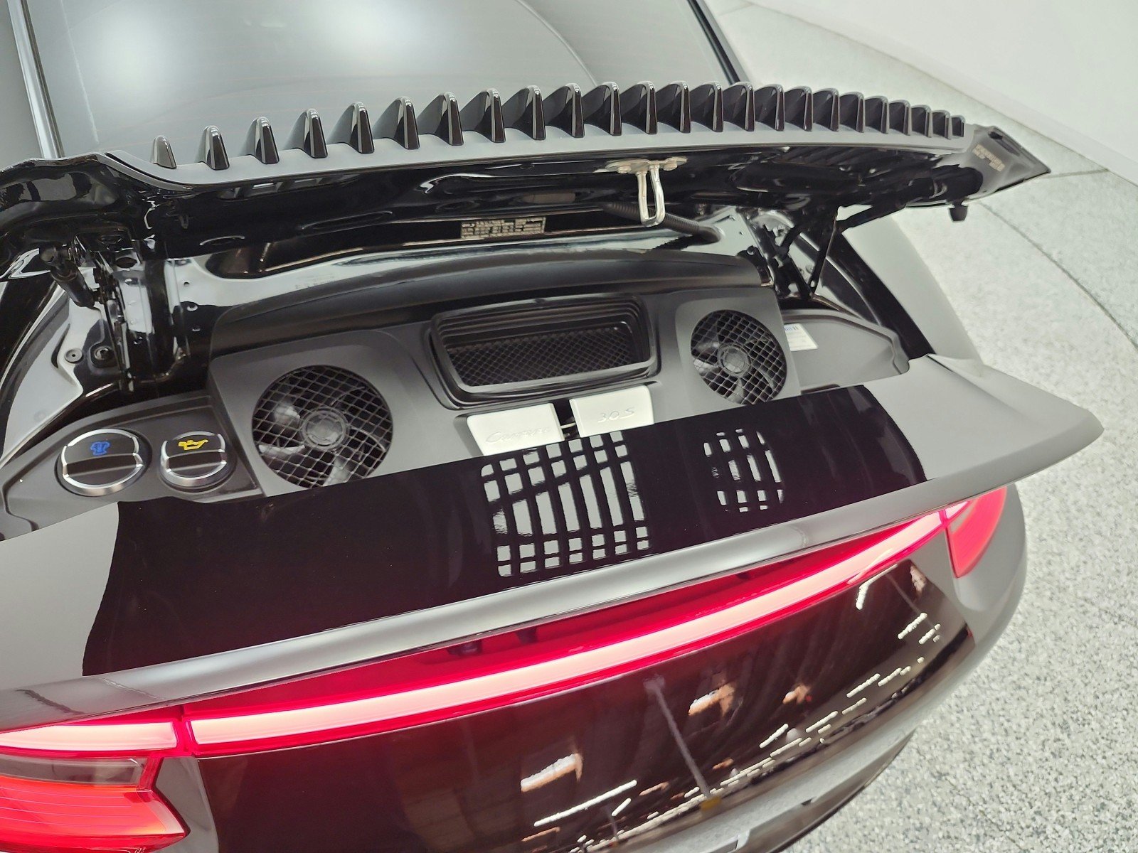 Used 2019 Black Porsche Carrera 4S image 21