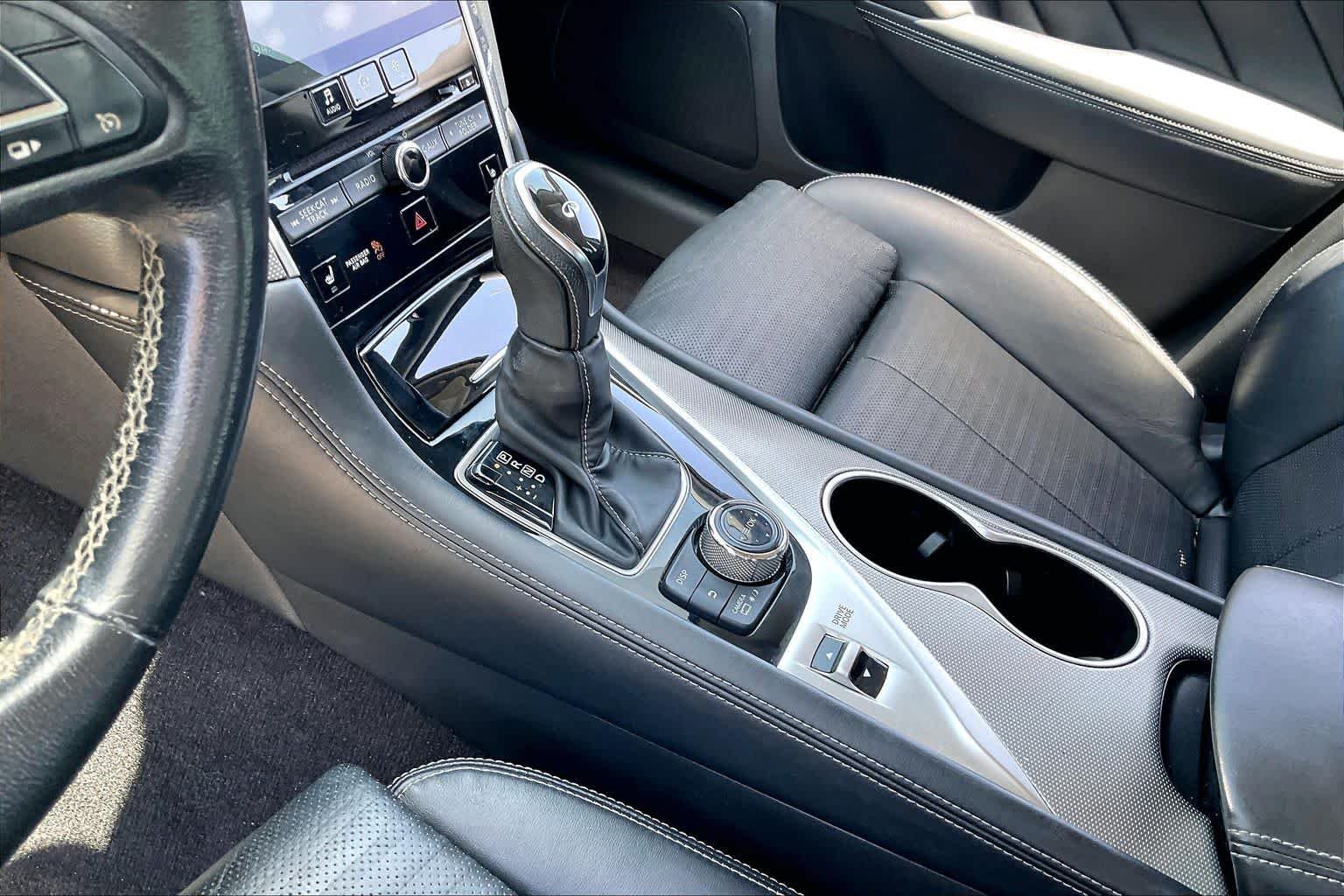 Used 2019 Pure White INFINITI 3.0t Signature Edition image 15