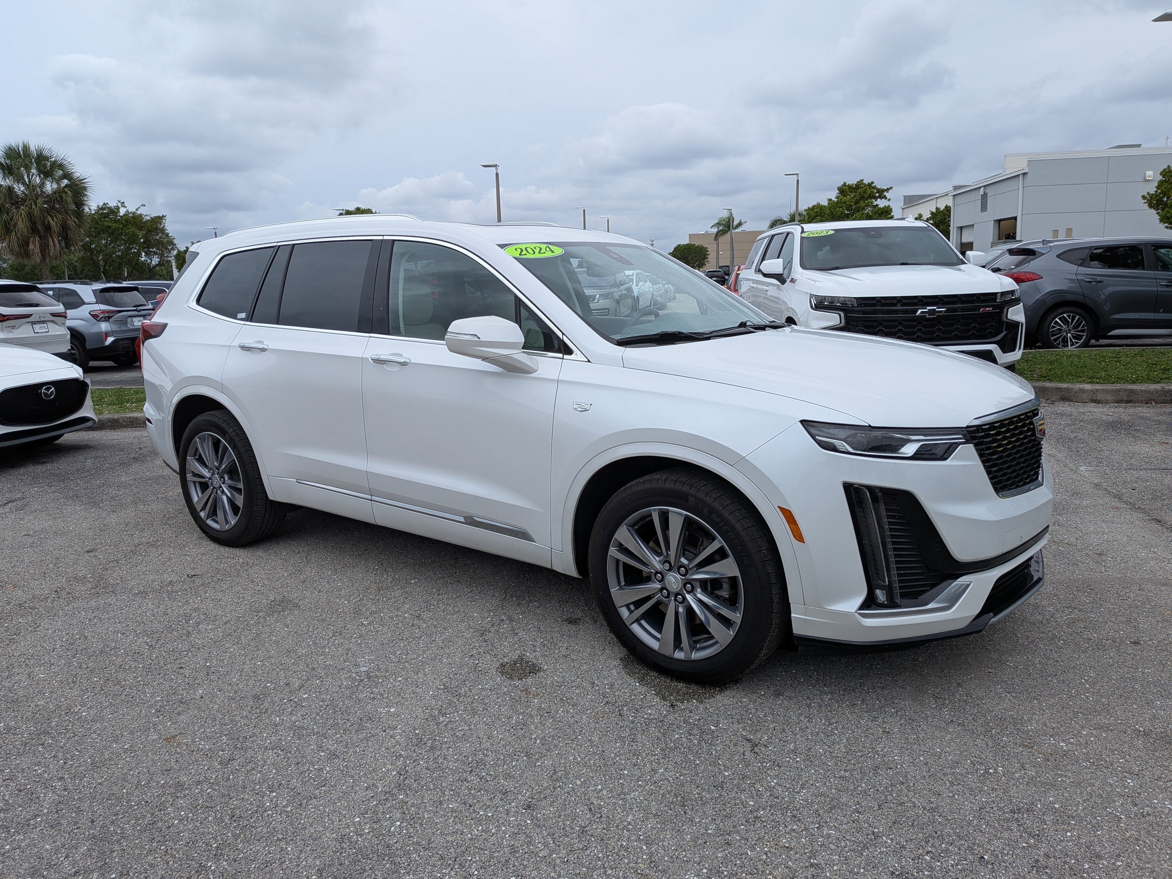 2024 Cadillac XT6 Premium Luxury Auto's photo