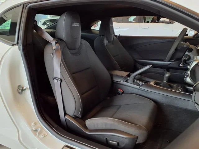 Used 2014 Summit White Chevrolet SS image 21