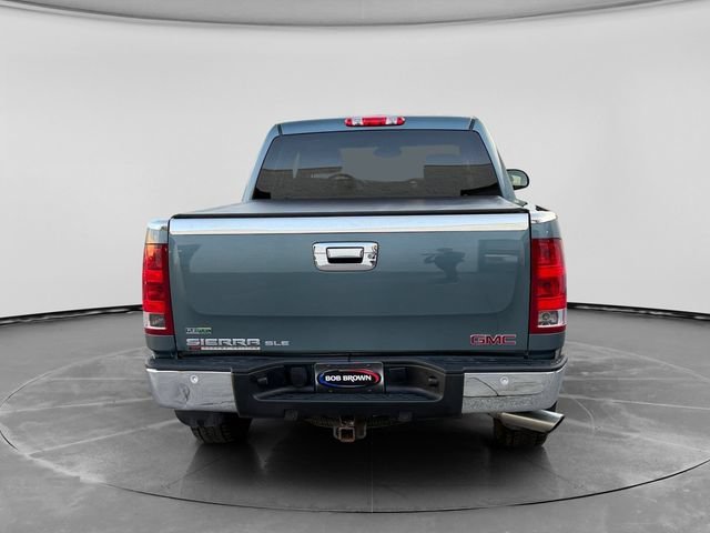 Used 2012 STEALTH GRAY METALLIC GMC SLE image 4