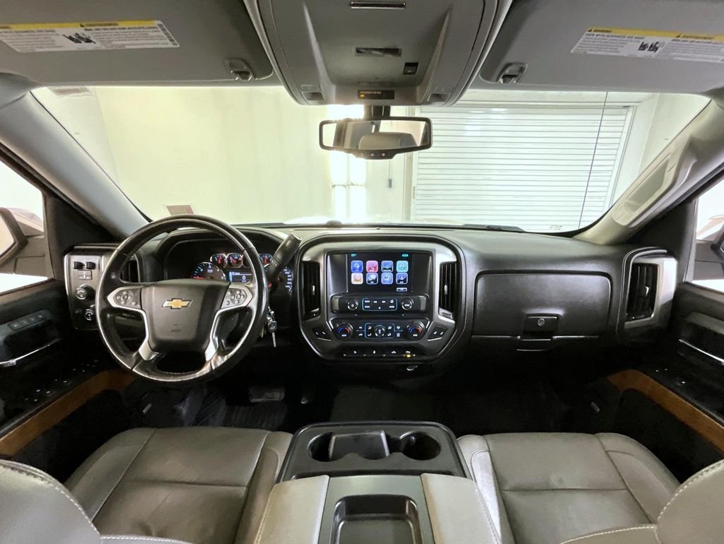 Used 2017 White Chevrolet LTZ image 13