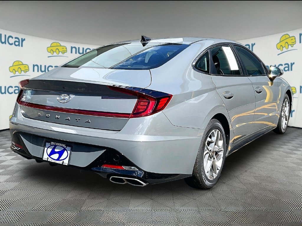 Used 2023 Gray Hyundai SEL image 6