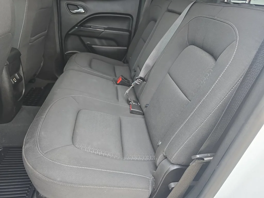 Used 2021 SUMMIT WHITE GMC 4WD Elevation image 26