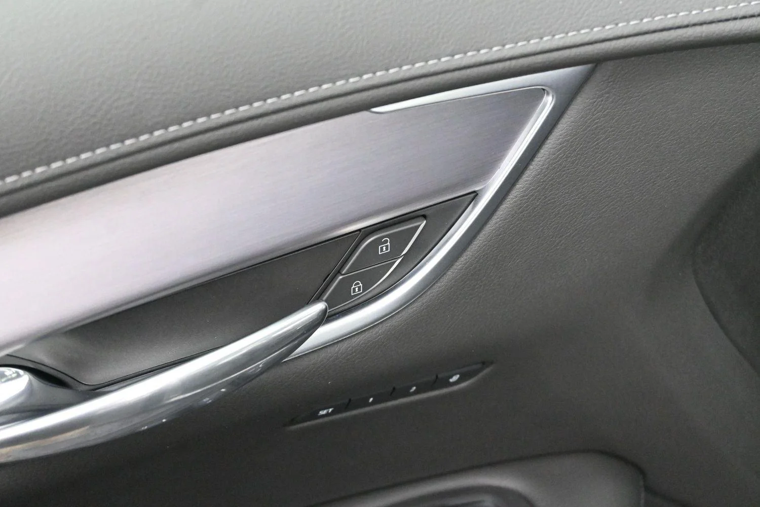Used 2025 Argent Silver Metallic Cadillac Luxury image 10