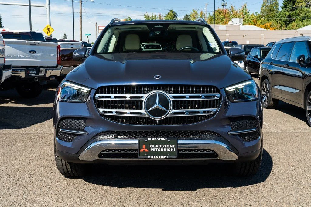 Used 2024 Blue Mercedes-Benz GLE 350 image 2