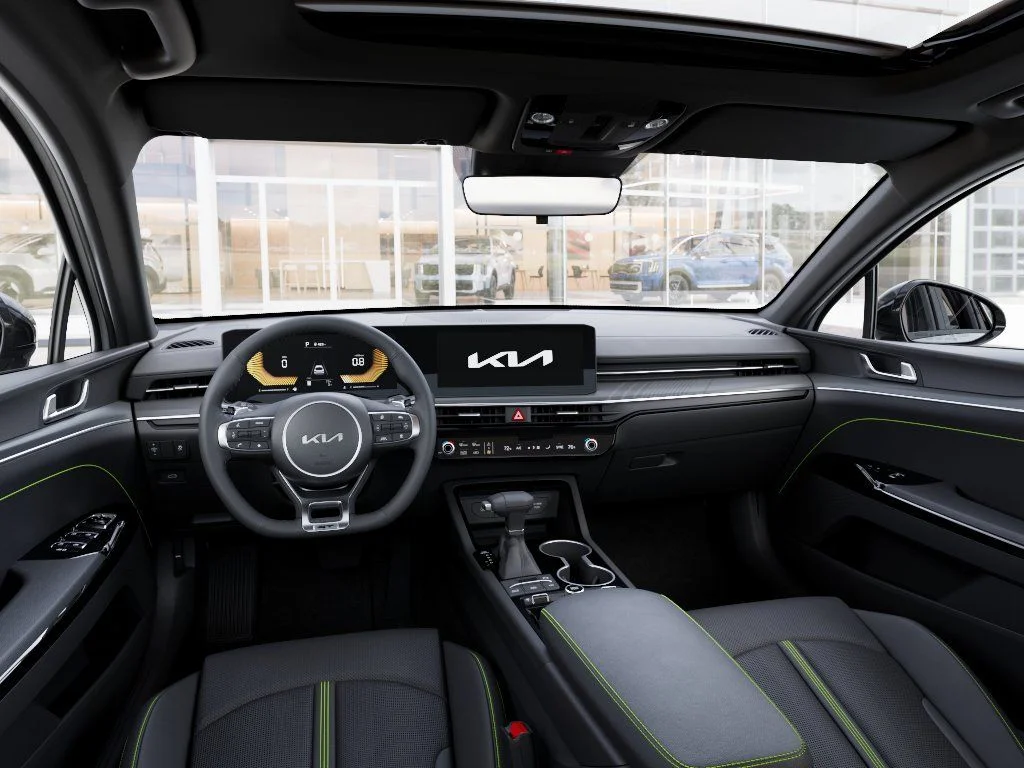 New 2026 Wolf Gray Kia GT image 13