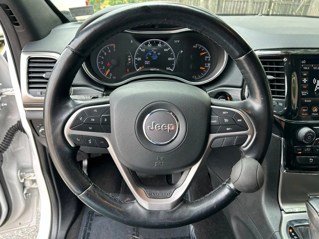 Used 2022 White Jeep Limited image 16