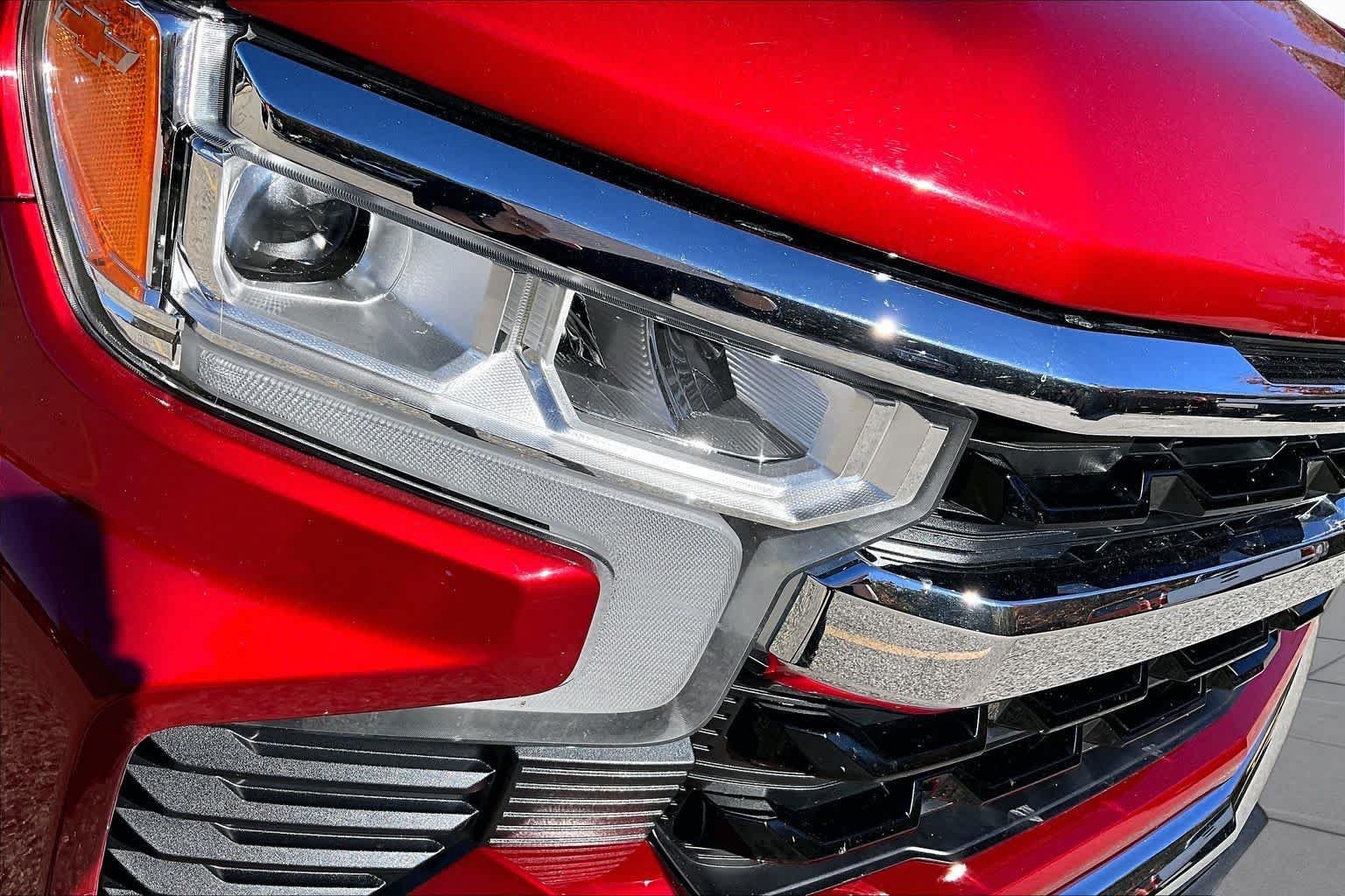 Used 2023 Radiant Red Tintcoat Chevrolet LT image 27