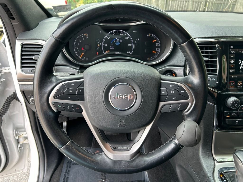Used 2022 White Jeep Limited image 16