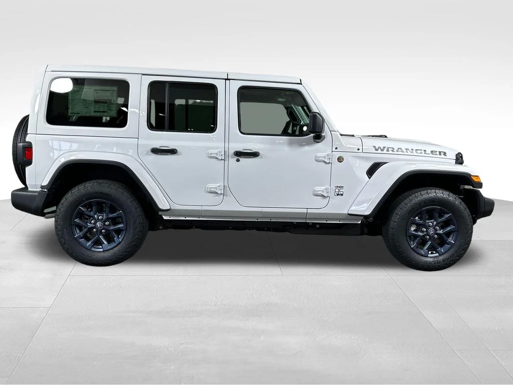 New 2026 Bright White Clear-Coat Exterior Paint Jeep Sport image 12
