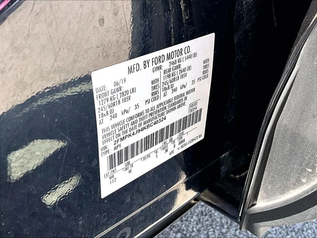Used 2019 Black Ford SEL image 34
