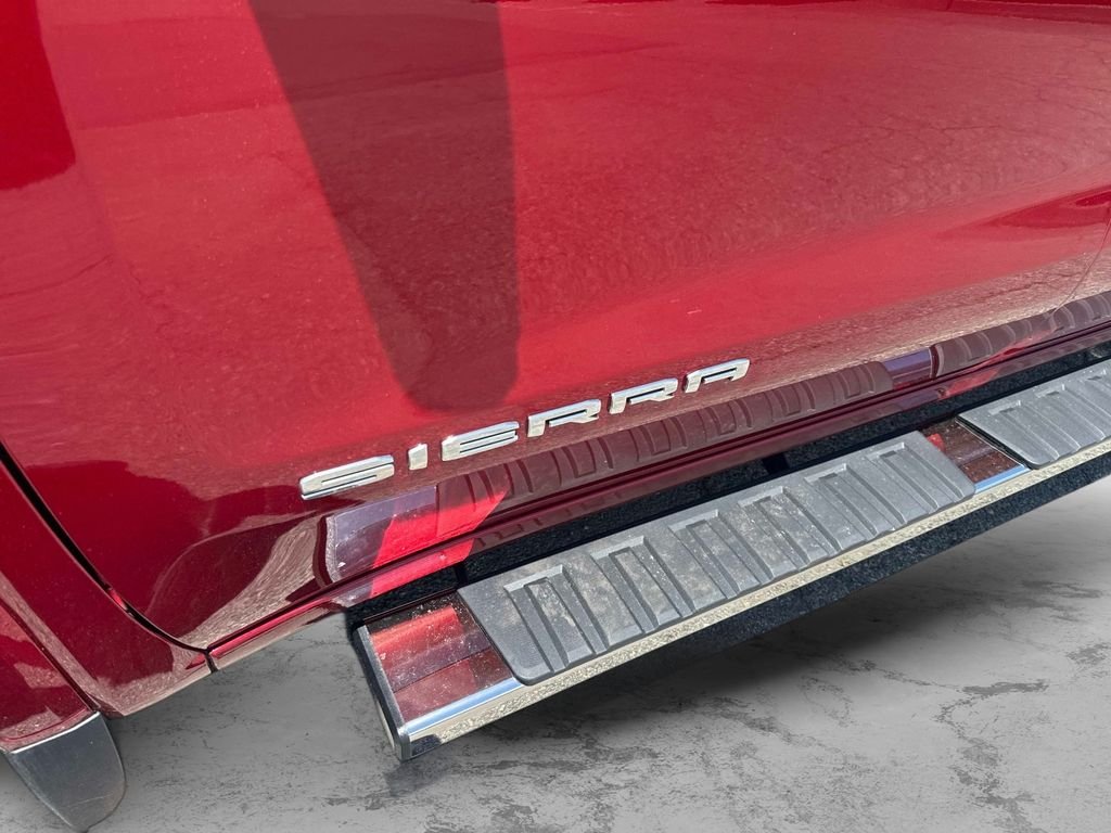 Used 2021 Red GMC SLT image 12