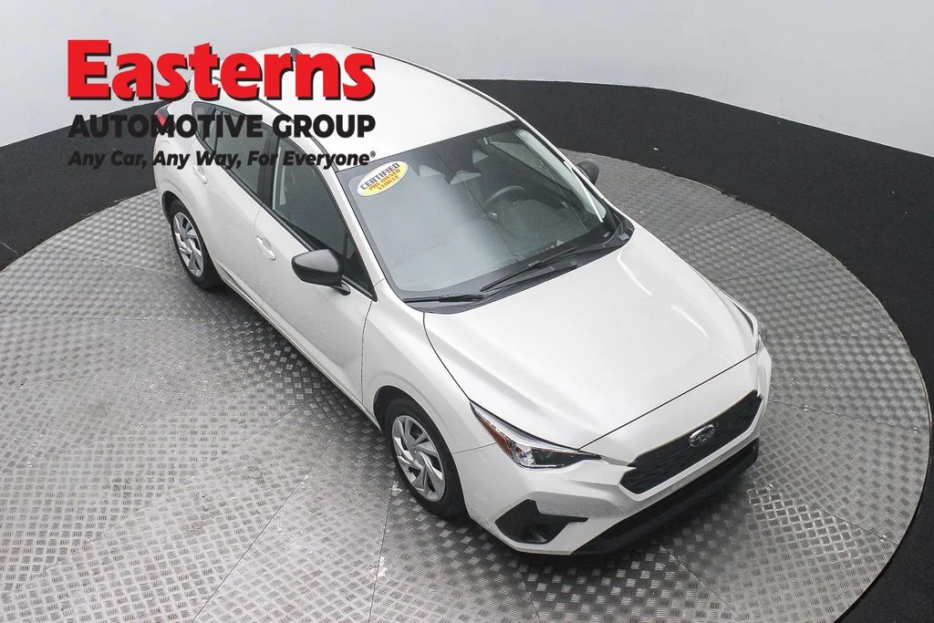 Used 2024 White Subaru Base image 3