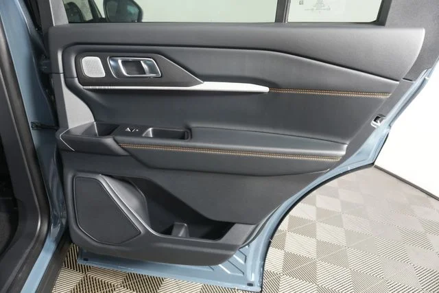 New 2026 Vapor Blue Metallic Ford Tremor® image 32