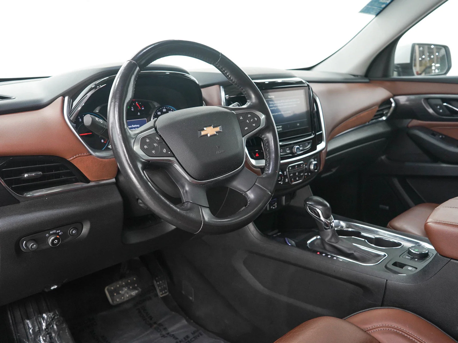 Used 2021 Iridescent Pearl Tricoat Chevrolet High Country image 27