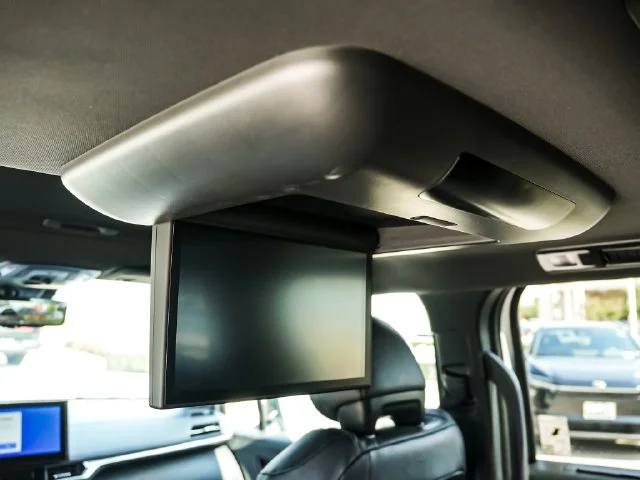 New 2026 Pearl Toyota Platinum image 23