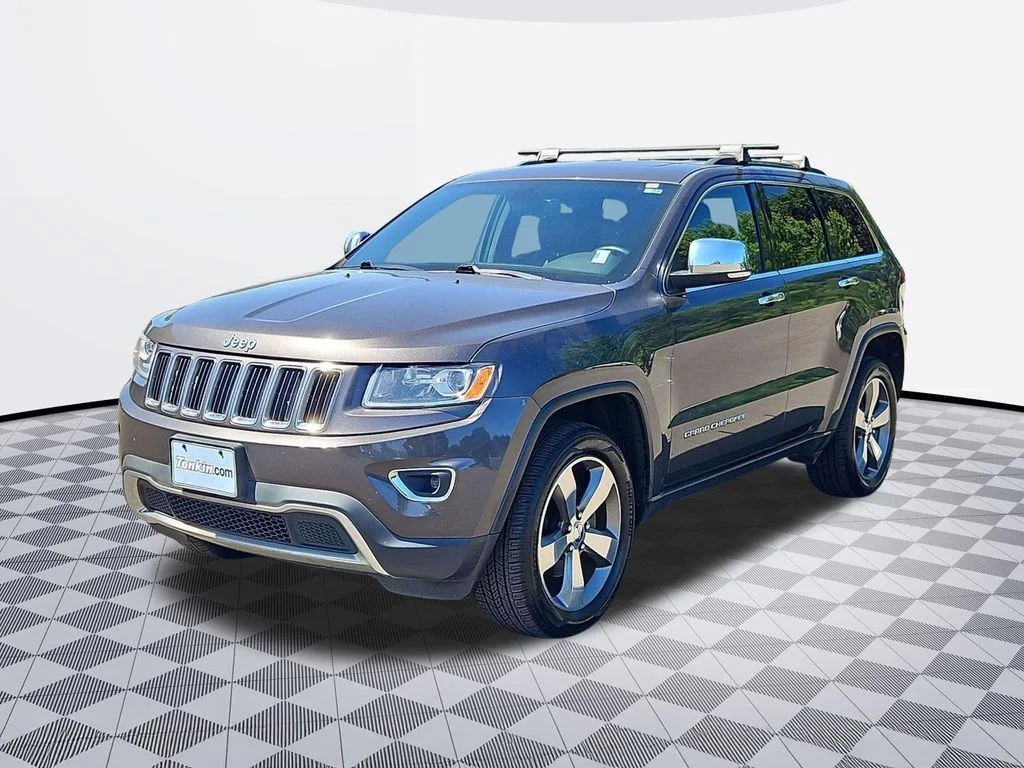 Used 2015 Granite Crystal Metallic Clearcoat Jeep Limited image 2