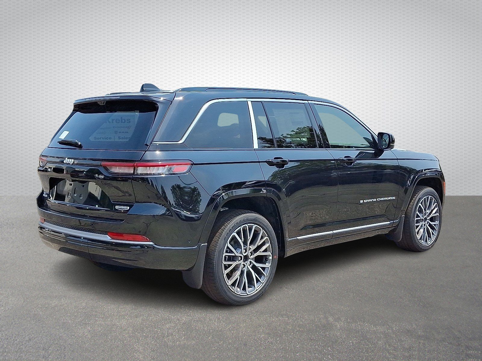 New 2026 Diamond Black Crystal Pearl-Coat Exterior Paint Jeep Summit 4x4 image 4