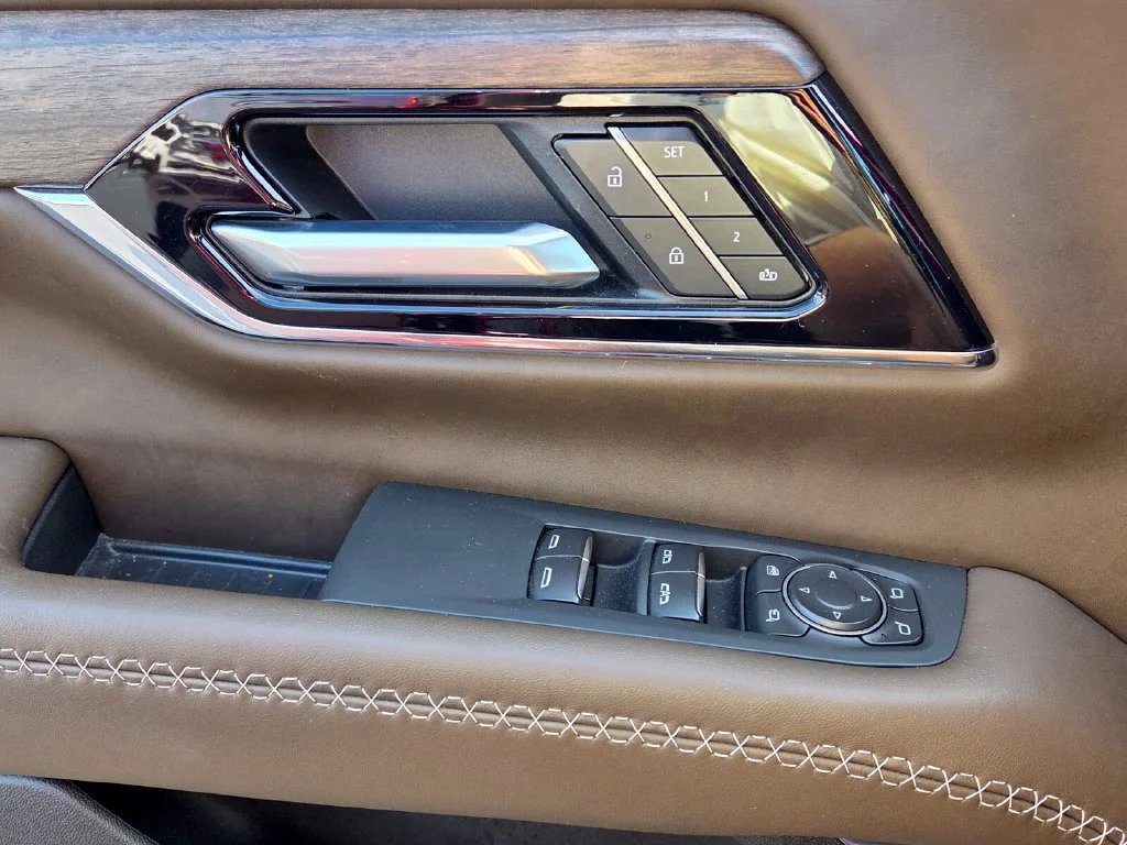 Used 2026 Volcanic Red Tintcoat GMC Denali Ultimate image 32