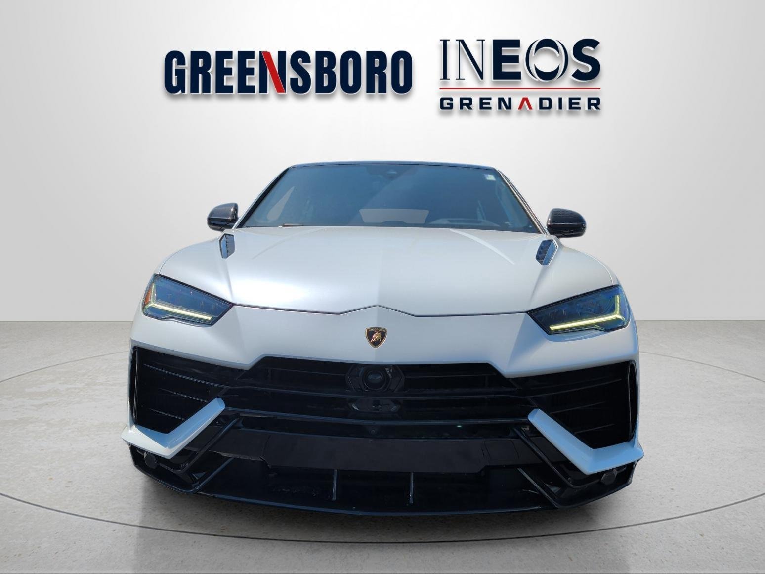 Used 2023 Bianco Monocerus Matt Lamborghini Performante image 8