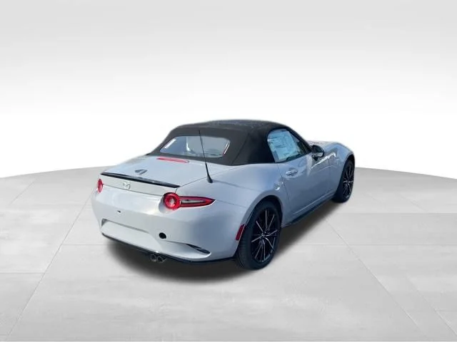 2025 Mazda MX-5 Miata Grand Touring - Photo 6