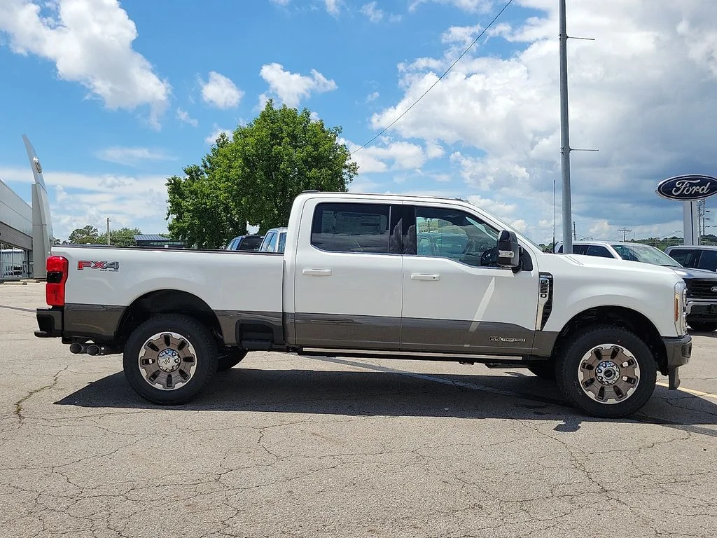 New 2026 Star White Metallic Tri-Coat Ford F-250® King Ranch® image 6