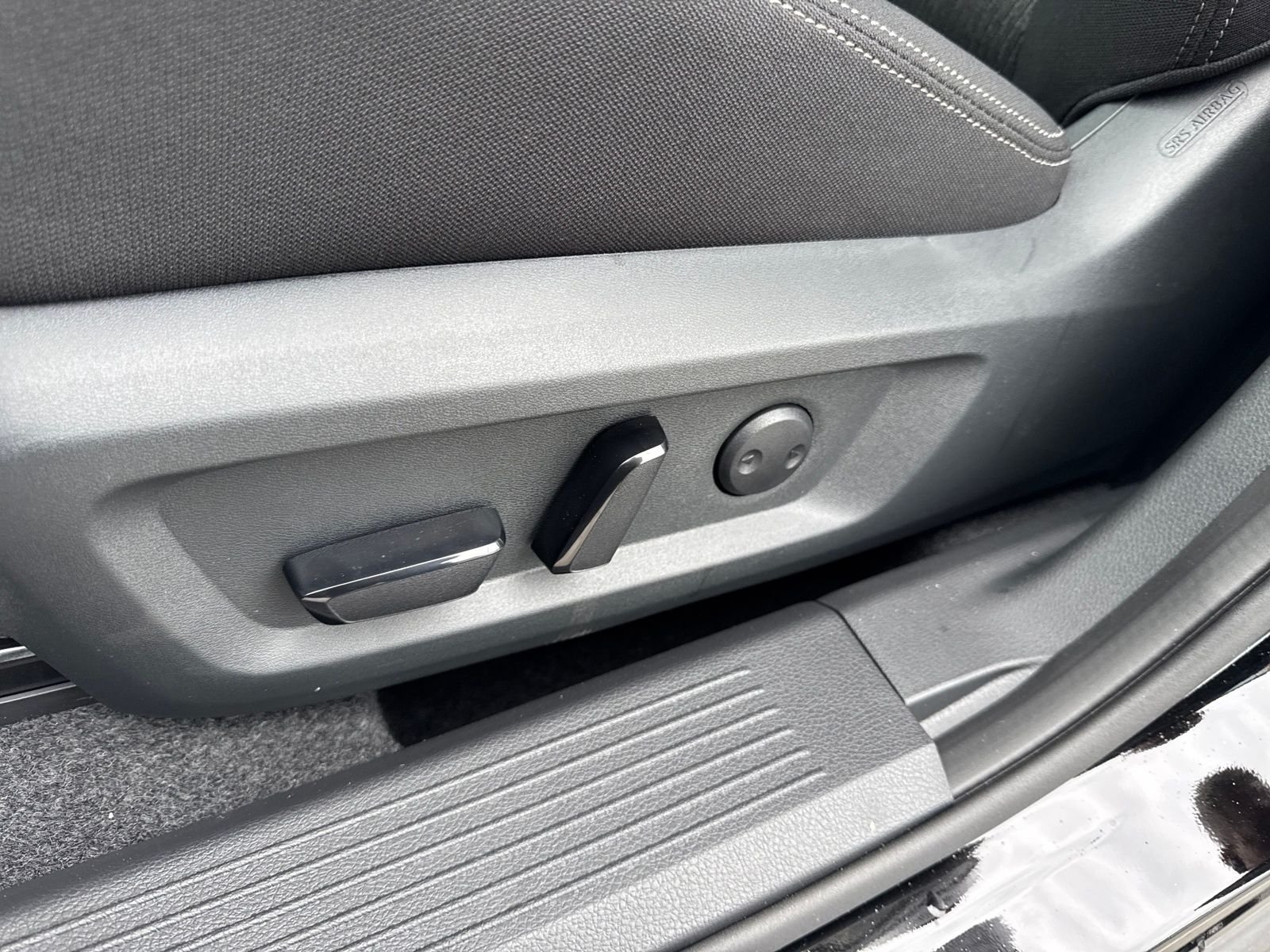 New 2026 Nissan Rogue SV 4D Sport Utility